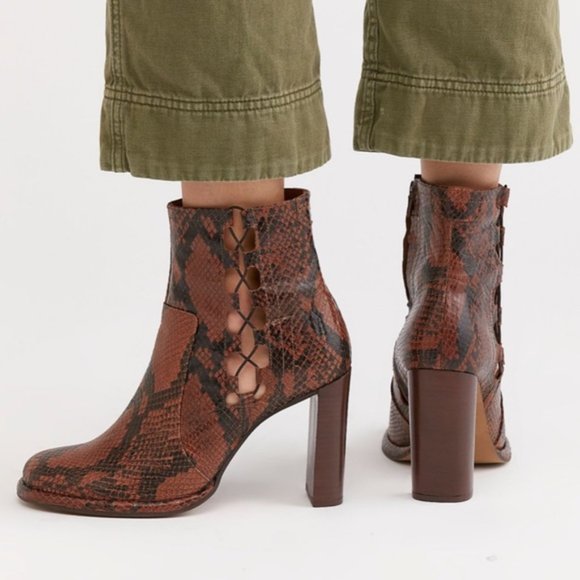 Free People Shoes - NEW Free People Marietta Brown Ankle Booties Boots Snakeskin Embossed Leather 10